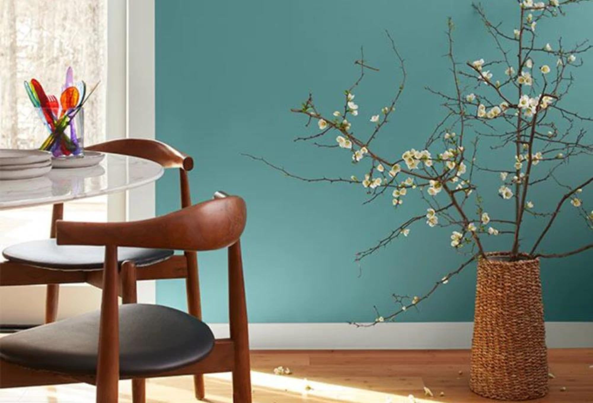 Choosing Benjamin Moore Paint: Ricciardi Brothers' Guide to Perfect Interior Painting